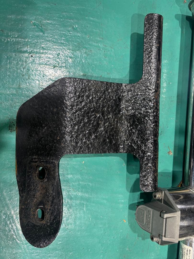 ソレックス　エスティマ50 ヒッチメンバー