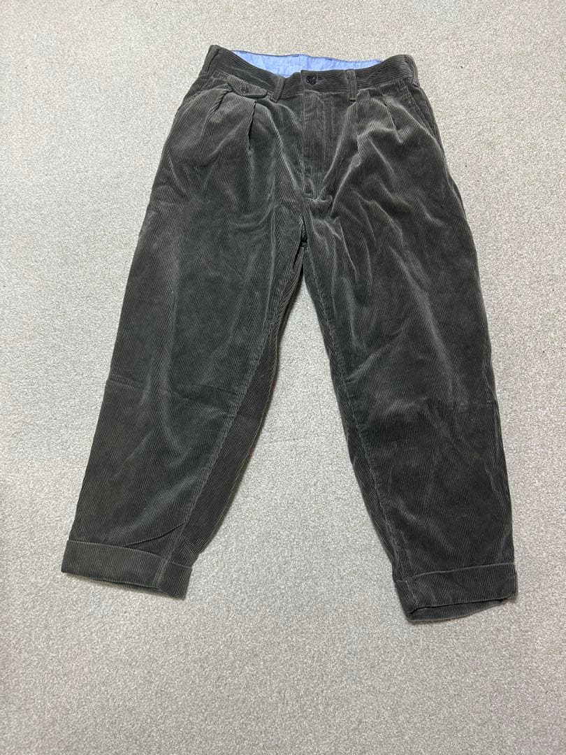 【ほぼ未使用】 BEAMS 2プリーツコーデュロイパンツ　ダークグリーン