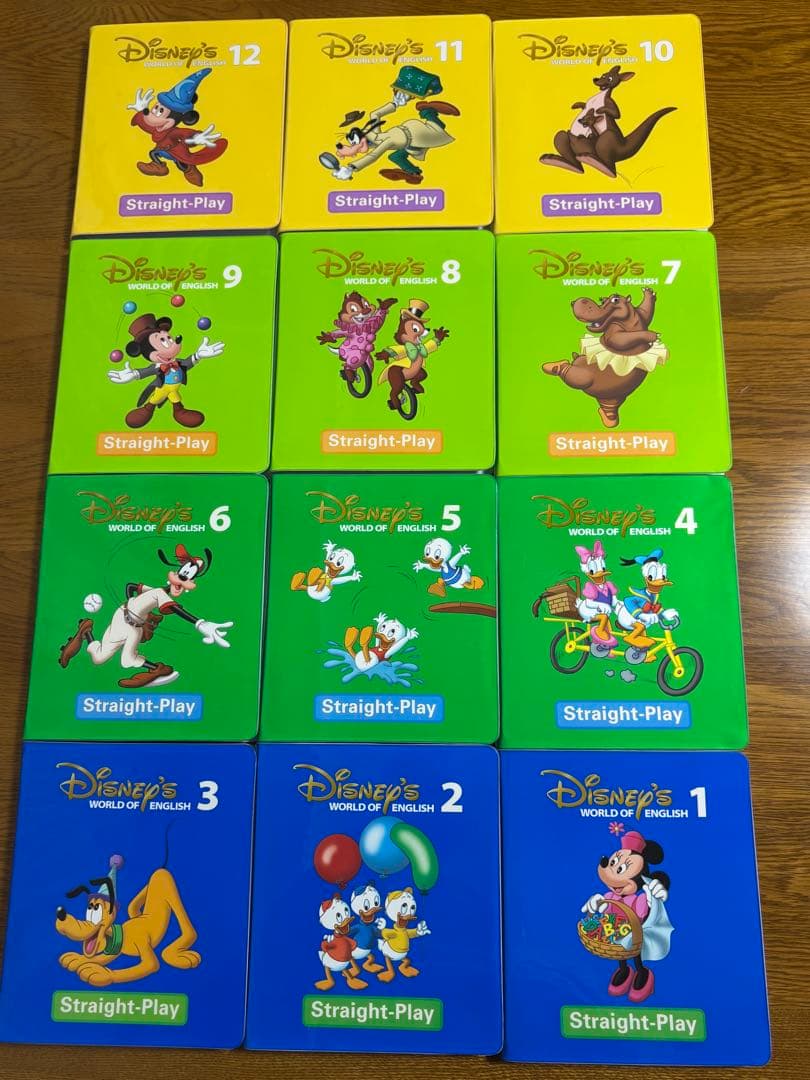 再度値下げ‼️DWE ディズニー英語システム　正規購入DVD／CD／本