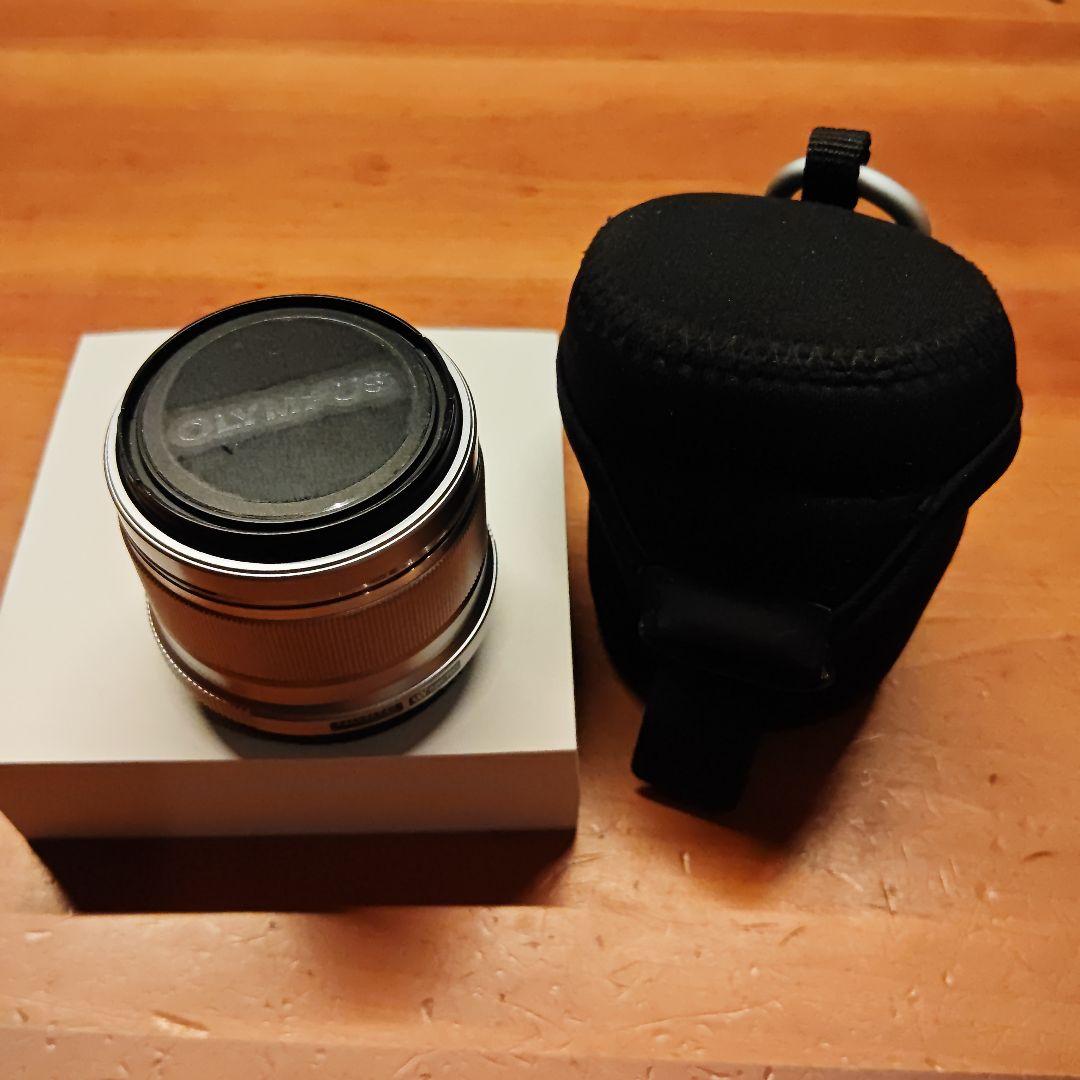 お*め様 OLYMPUS 20mm f1.8 マイクロフォーサーズレンズ