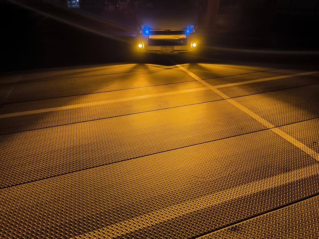 18LED　シリーズＰ　雪に強いオレンジLEDバルブ　H11H816HB4H3