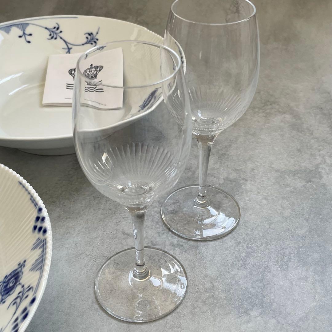 ロイヤルコペンハーゲンブルーエレメンツ ディープ プレート2枚＋ワイングラス2脚