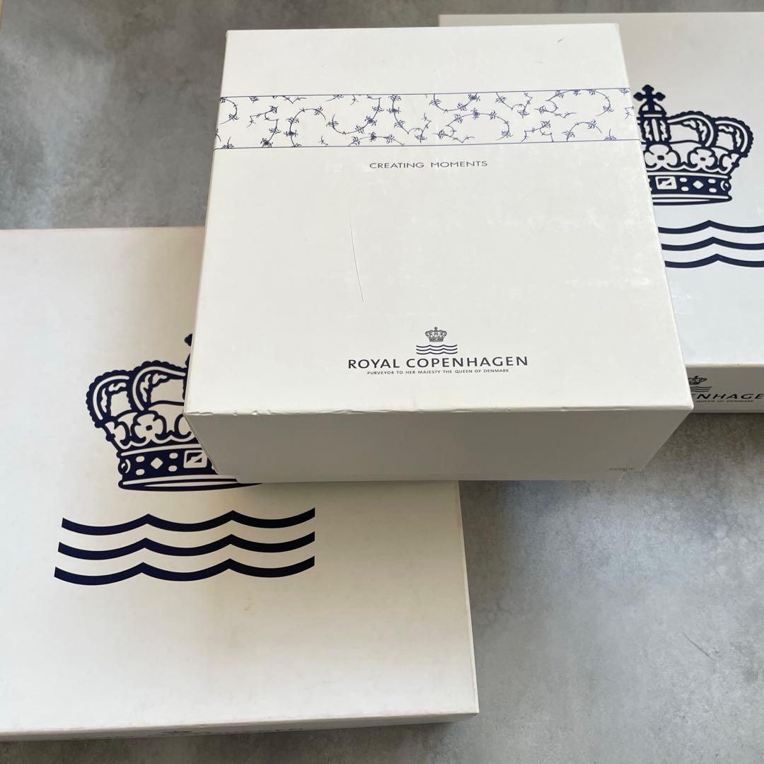 ロイヤルコペンハーゲンブルーエレメンツ ディープ プレート2枚＋ワイングラス2脚