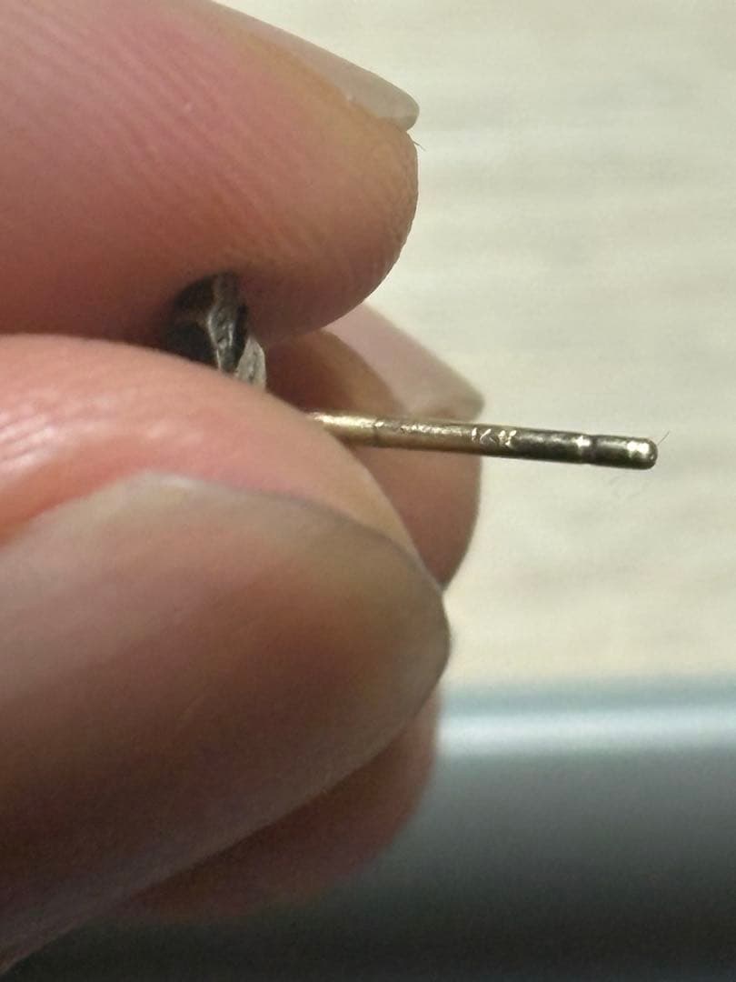 o*i様 クロムハーツ　CHプラススタッドピアス　インボイス原本付き