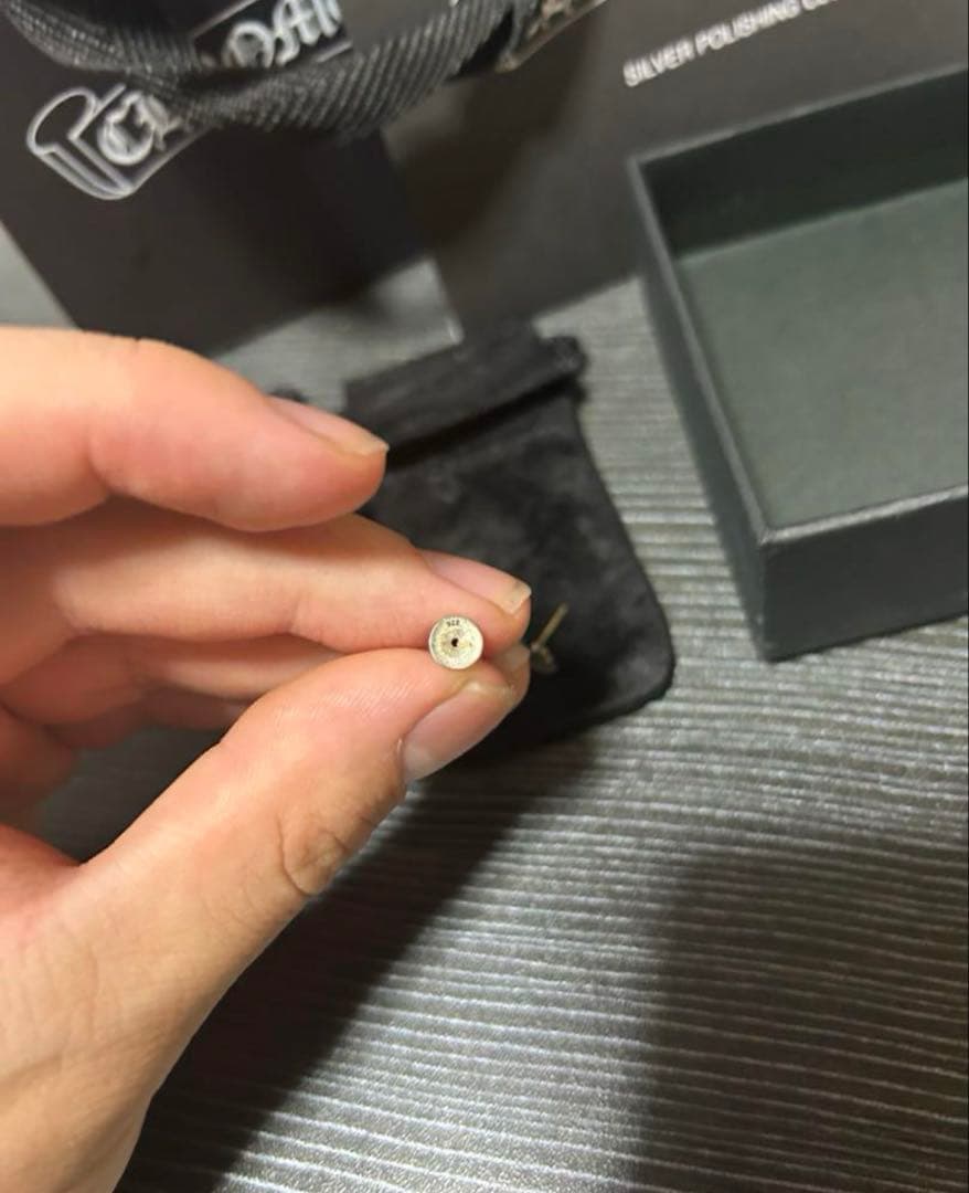 o*i様 クロムハーツ　CHプラススタッドピアス　インボイス原本付き