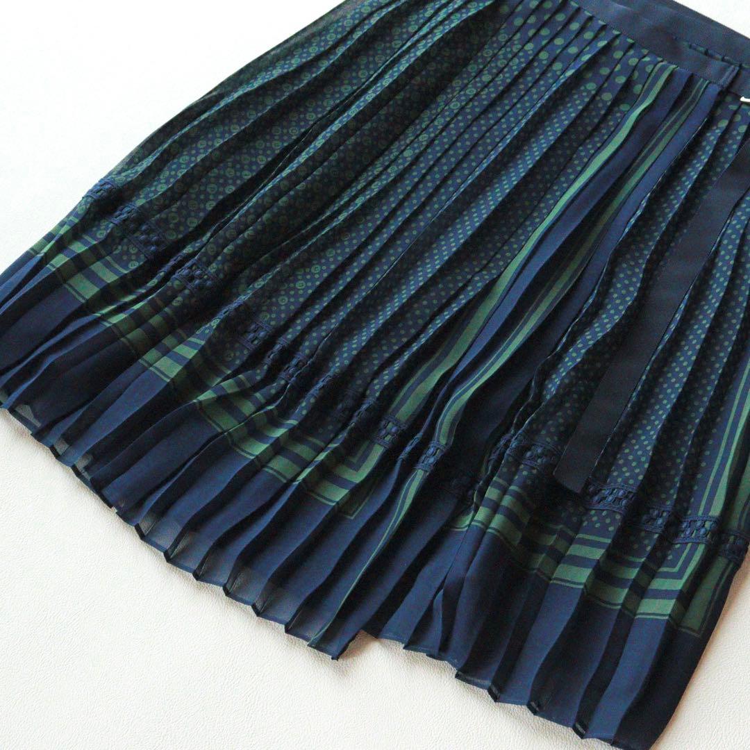 5240【極美品】サカイ　プリーツスカート ラップスカート ドット柄　M