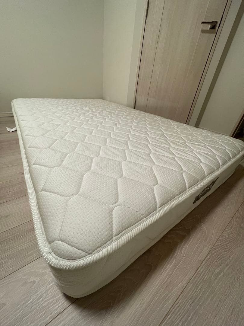 送料込み‼️【美品】日本ベッド　ビーズポケットベーシック　セミダブルサイズ