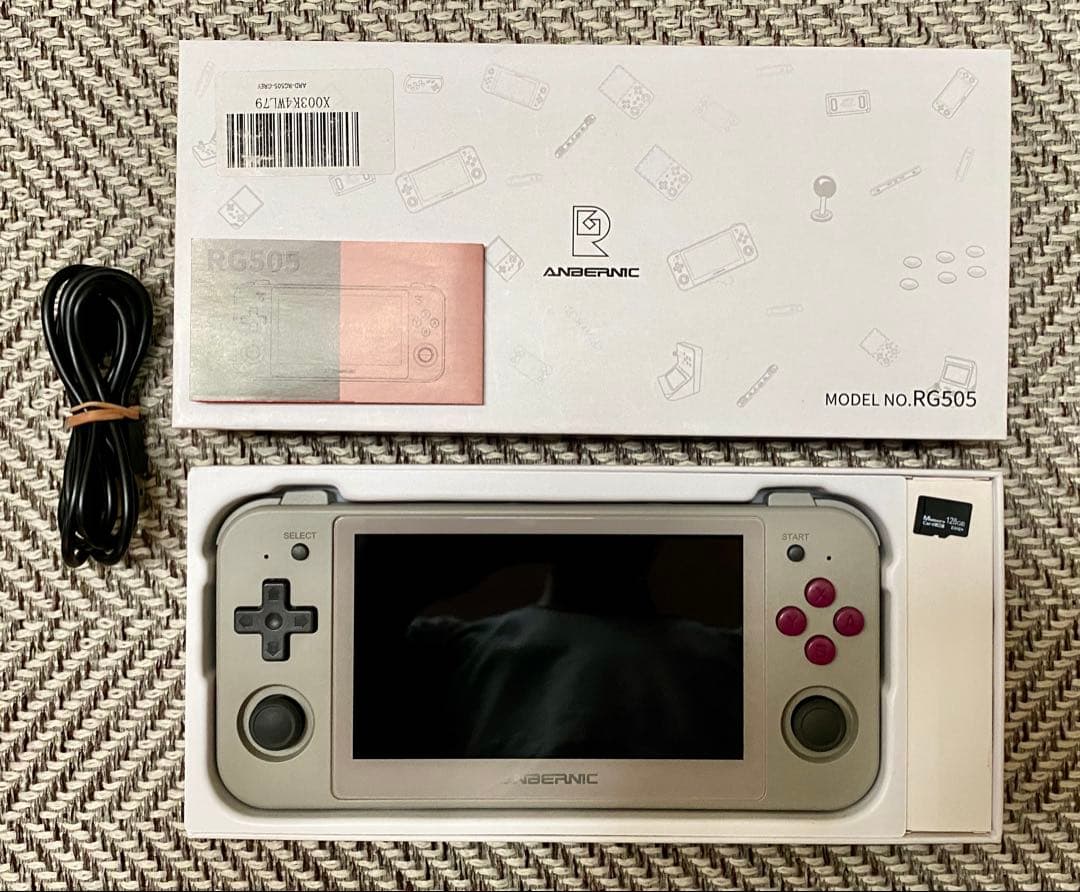 ANBERNIC RG351MP MicroSD 128GBを2枚付属