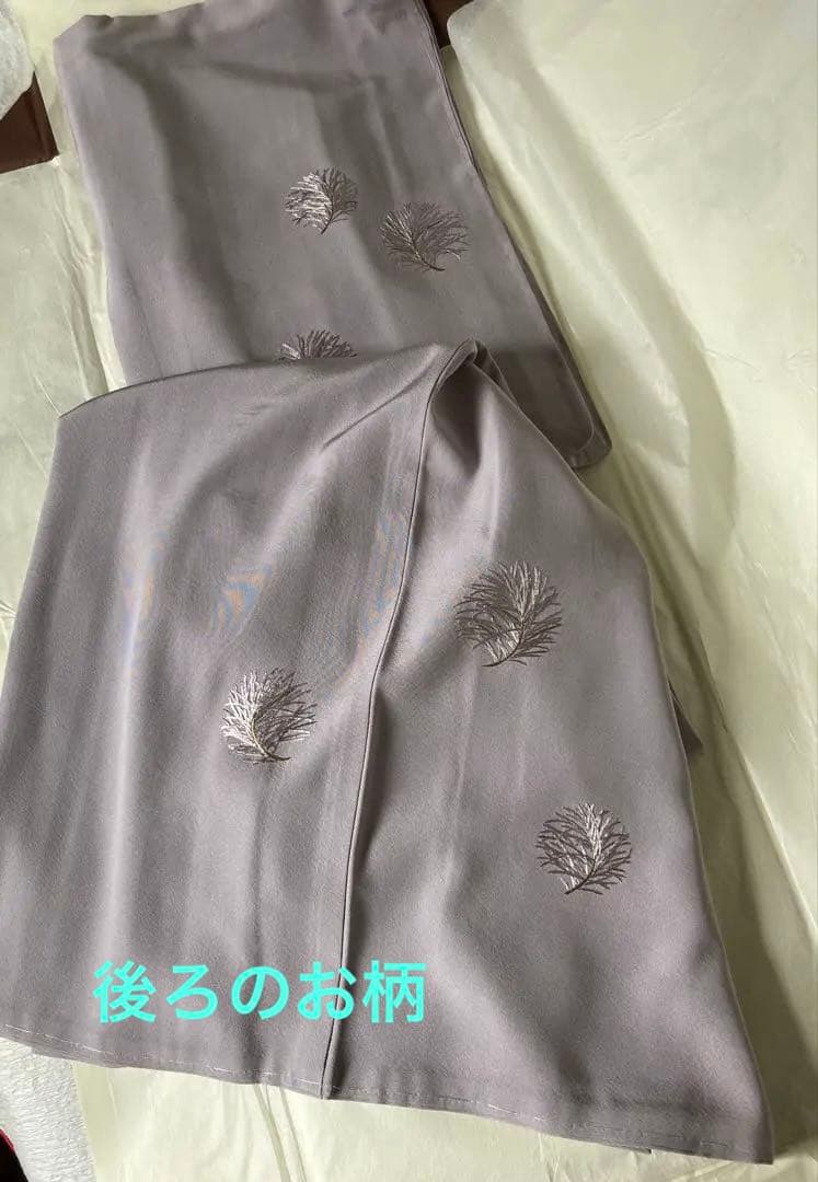 【正絹 薄紫色 刺繍 付下げ☆蝶々の洒落紋☆新品、未使用、躾付き、裄65.5】