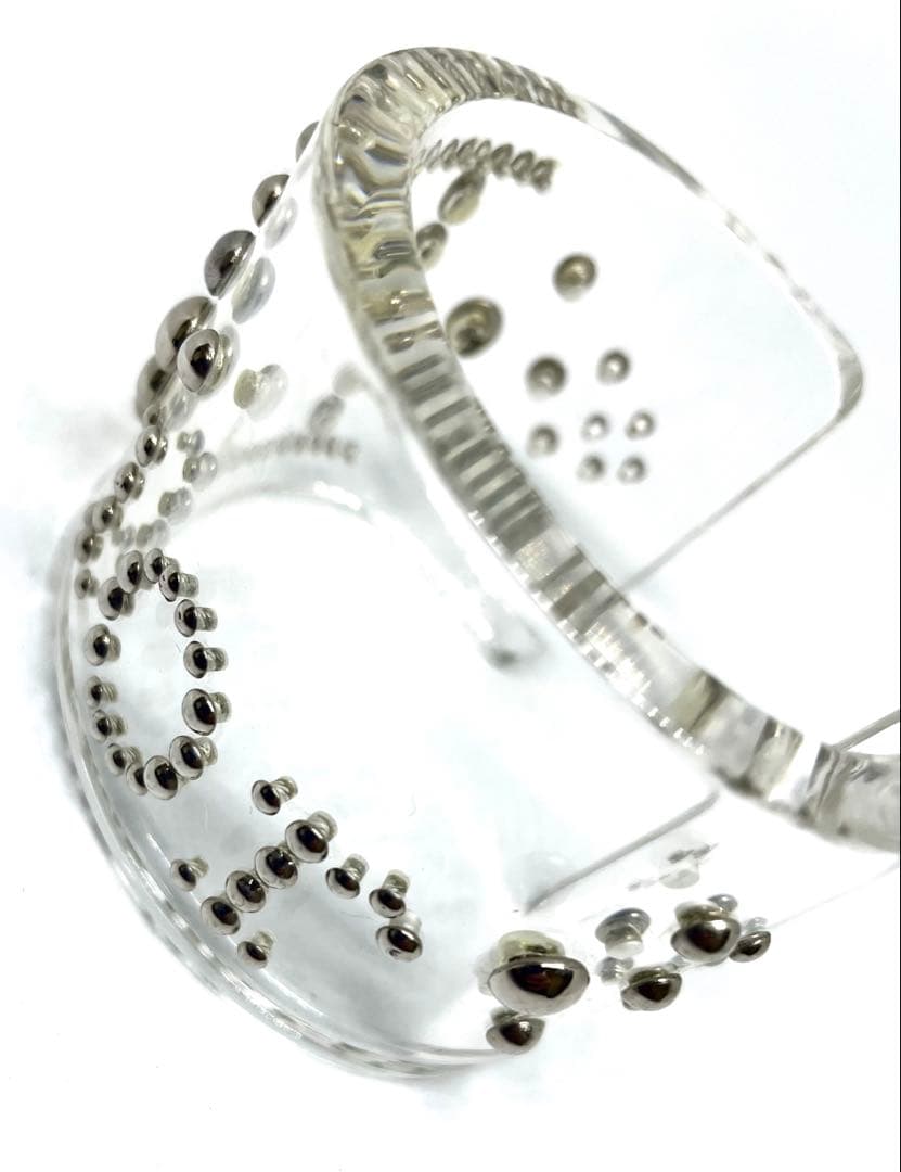 ディオール　バングル　クリア　スタッズロゴ　腕周り約18cm