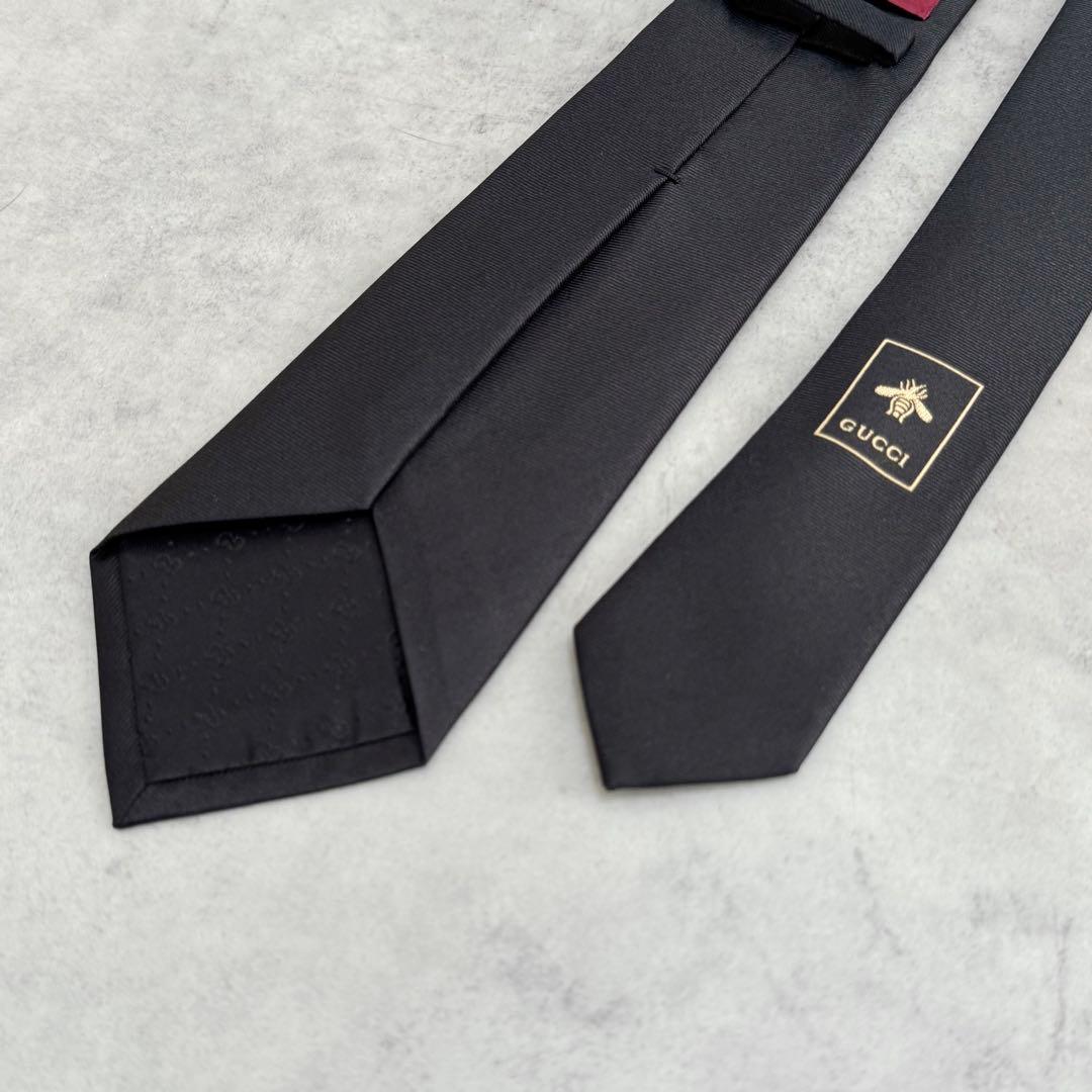 みかん GUCCI jacquard tie horsebit
