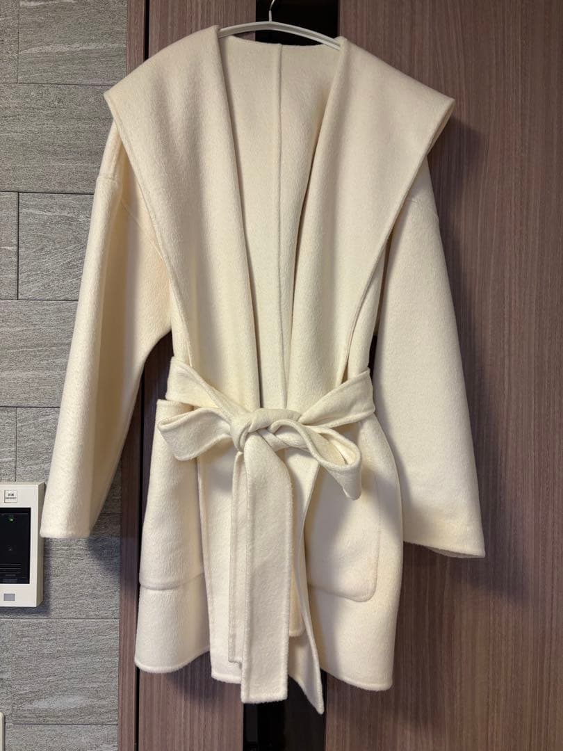 Mila owen ミラオーウェン　共布ベルト付ハーフ丈フードリバーコート