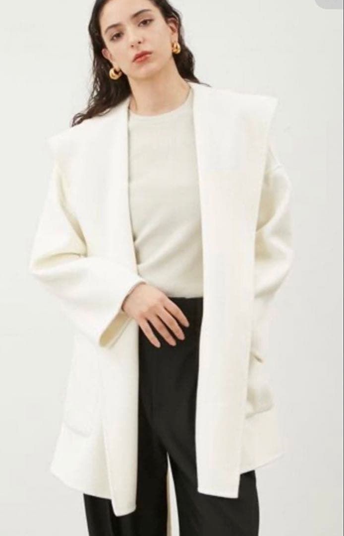 Mila owen ミラオーウェン　共布ベルト付ハーフ丈フードリバーコート