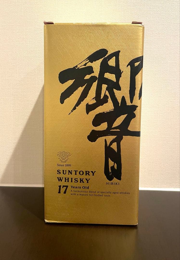 【未開封⭐︎レア】響17年　サントリーウイスキー 箱付き　700ml 43%