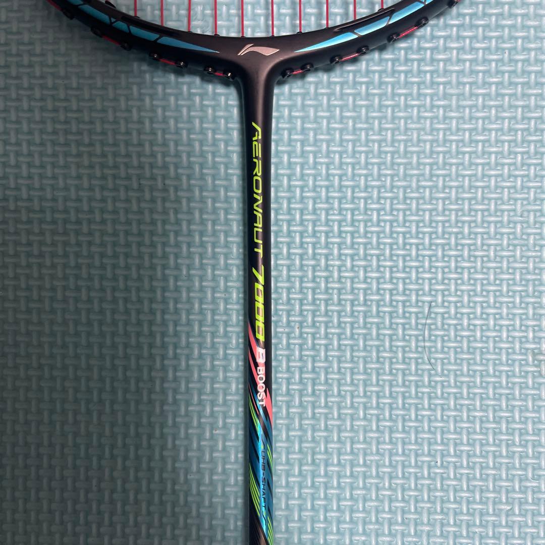 Aeronaut 7000 バドミントンラケット