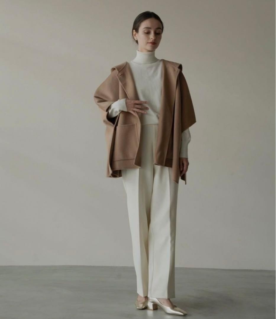 OHGA  PONCHO ベージュ ポンチョ・ケープコート