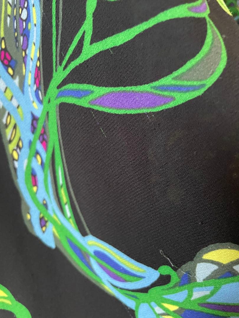 トクコプルミエブォル花柄フレアチュニック黒(訳あり)