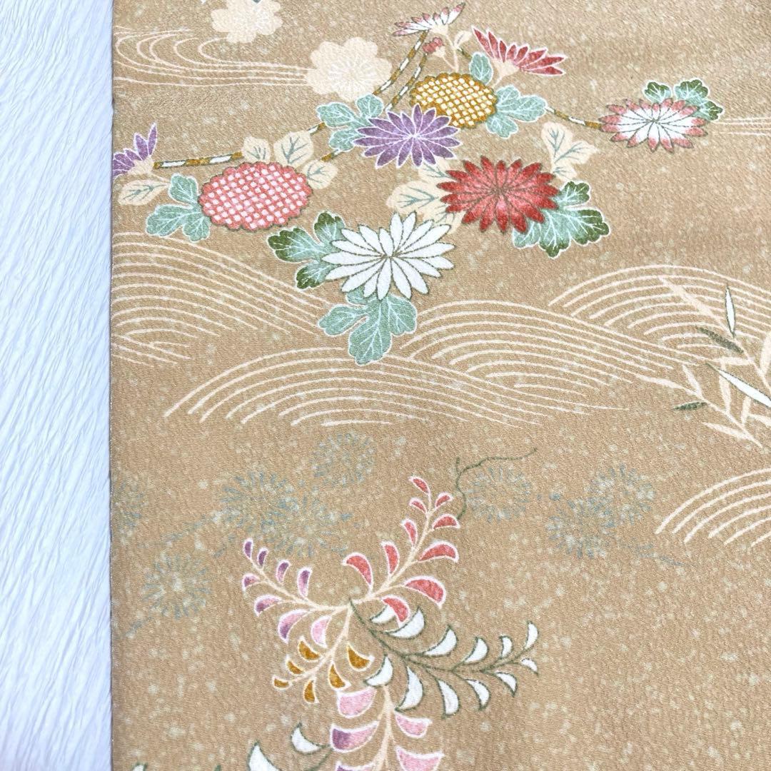 【美品✨】東レシルック　洗える着物　小紋　四季草花　くすみの黄　トールサイズK7