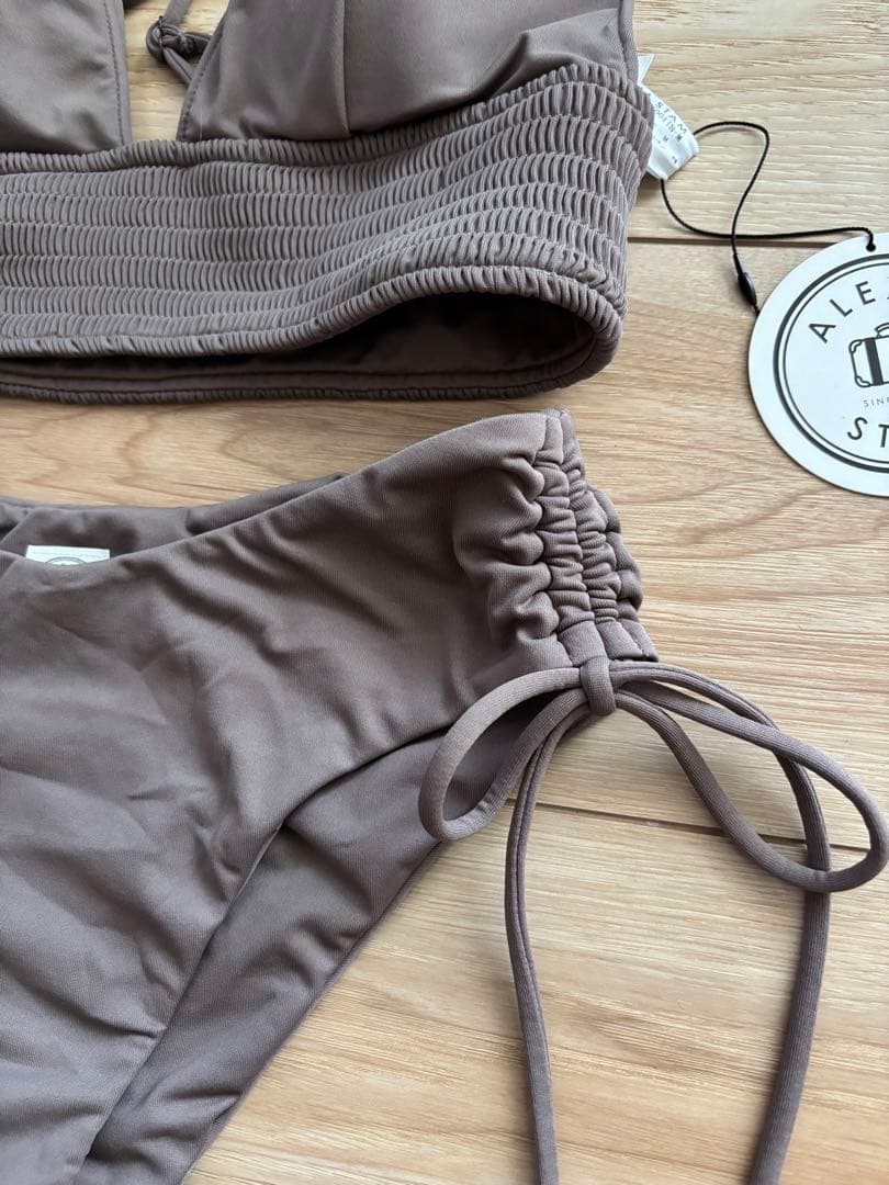 ALEXIA STAM アリシアスタン　トップはタグ付き新品 サイズM