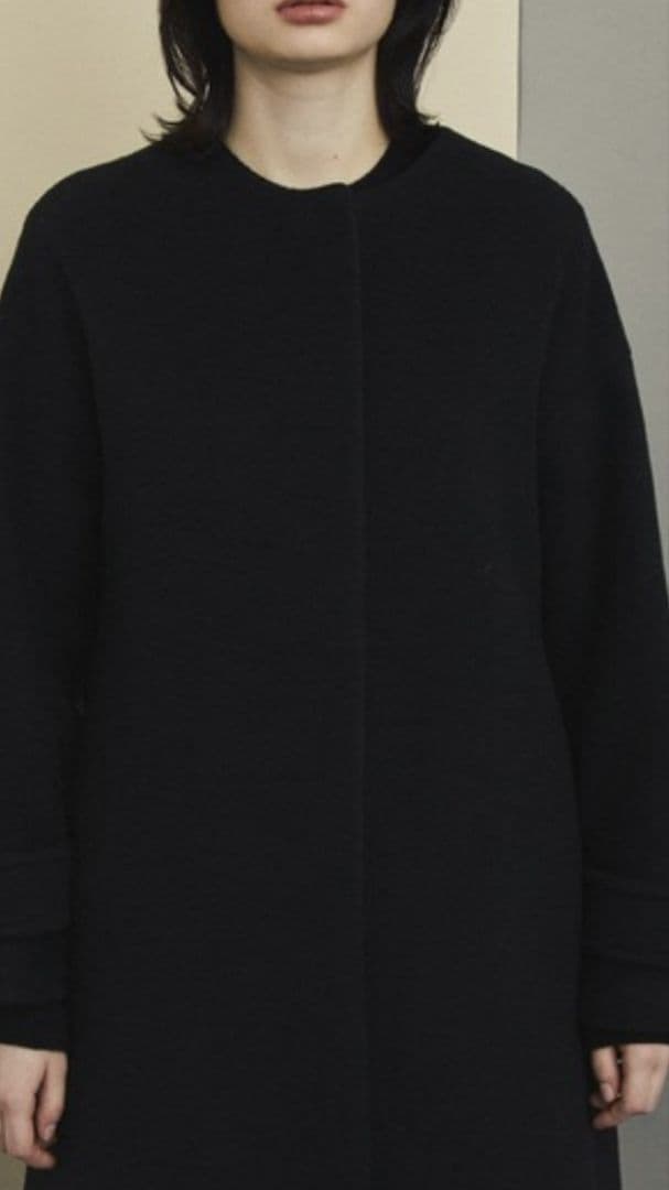 ユナイテッドトウキョウ　バックチェックコート　サイズ０