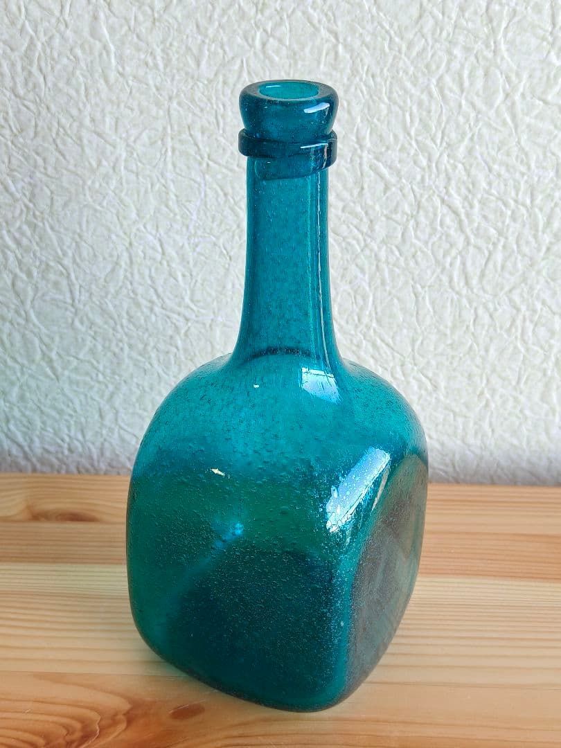 倉敷ガラス　小谷真三　吹きガラス　飾り瓶　花瓶　花入