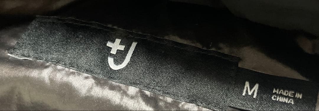 UNIQLO+J ボリュームダウンベスト　ジルサンダーコラボ　ダウン90%混合