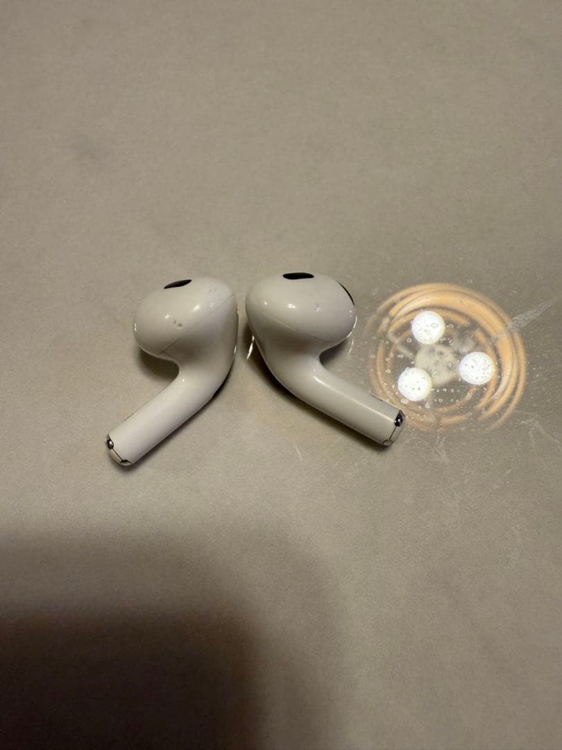 AirPods pro 3代目本体 ホワイト 充電ケース付き