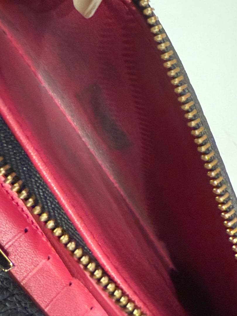 ルイヴィトン カプシーヌ コンパクト