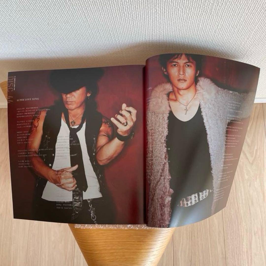 B’z COMPLETE SINGLE BOX【Black Edition】