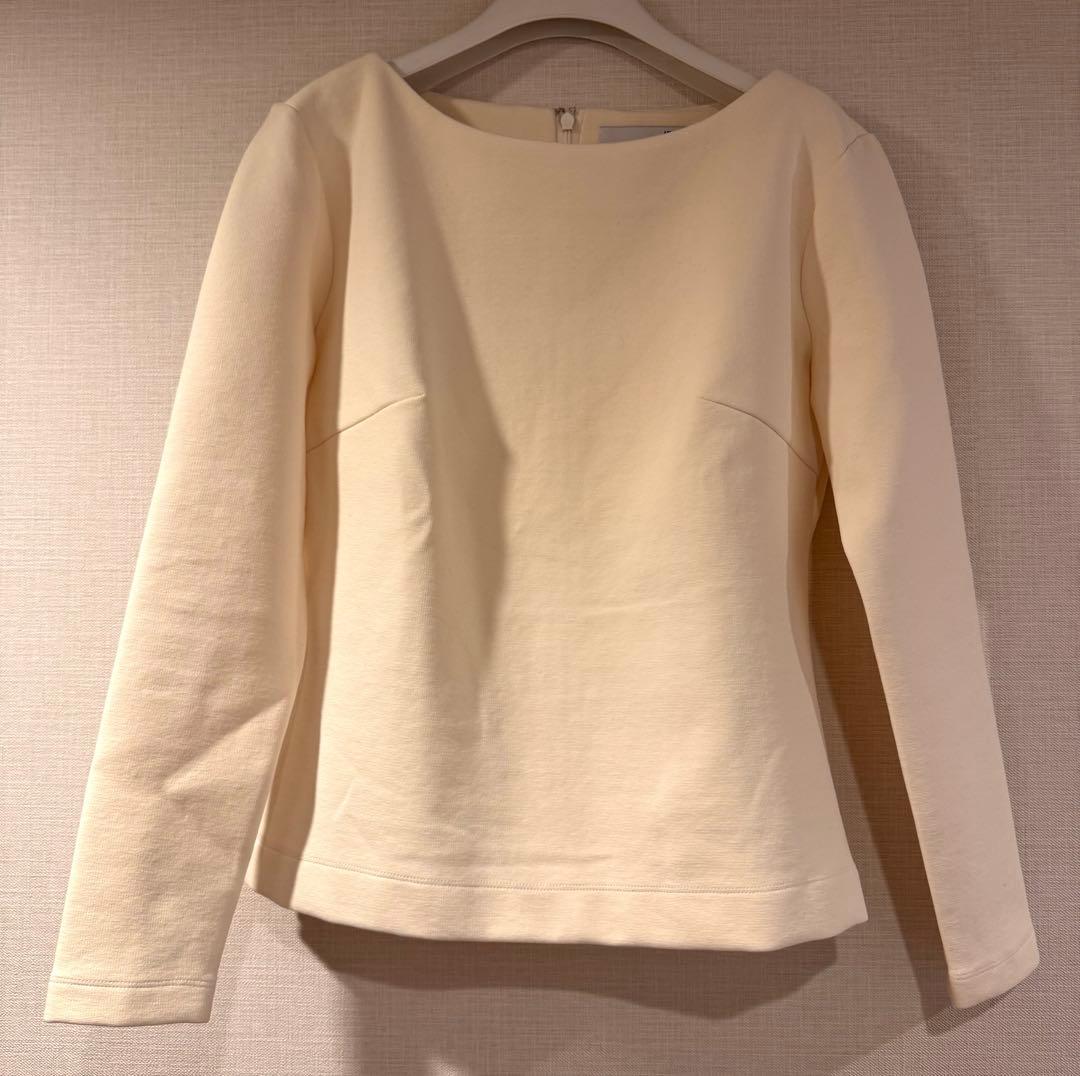 JENNE美バストライン裏起毛カットソー/ホワイト/S新品未使用ジェンヌ長袖