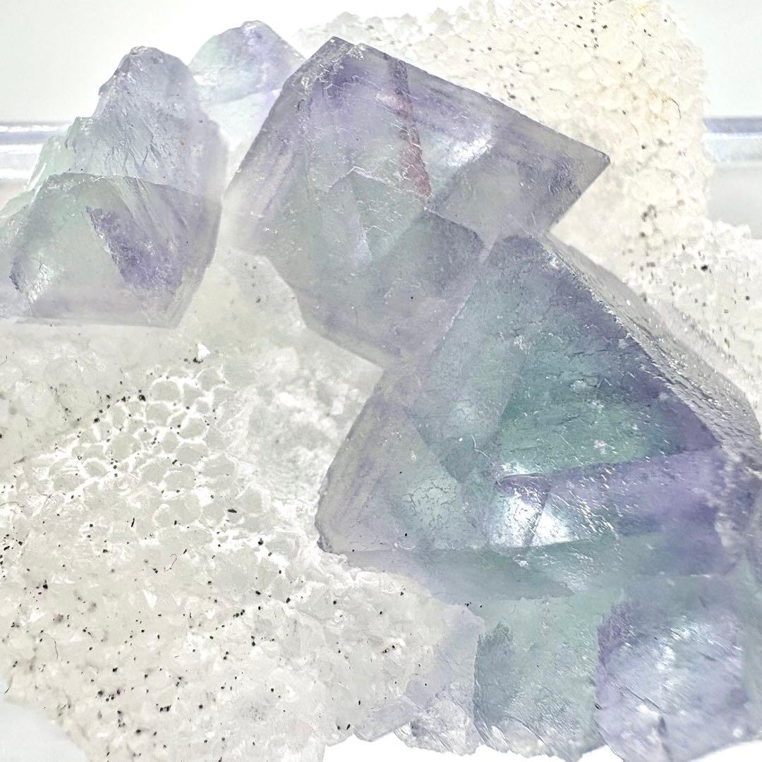 559 中国　浙江省産 八面体フローライト