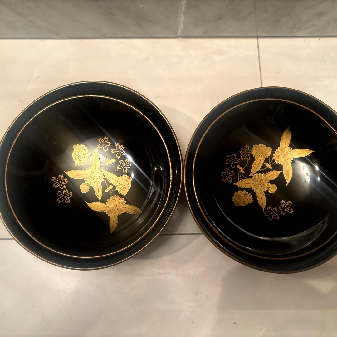 アンティーク金彩と貝の螺鈿模様の蝶々とお花が芸術的で絢爛豪華な木製輪島お椀2客