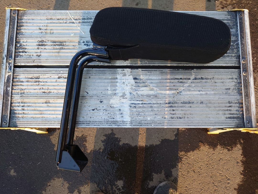 三菱 パジェロミニ アームレスト