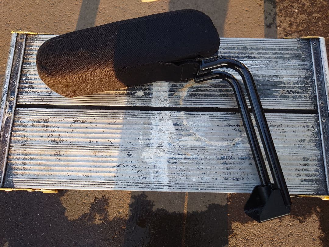 三菱 パジェロミニ アームレスト