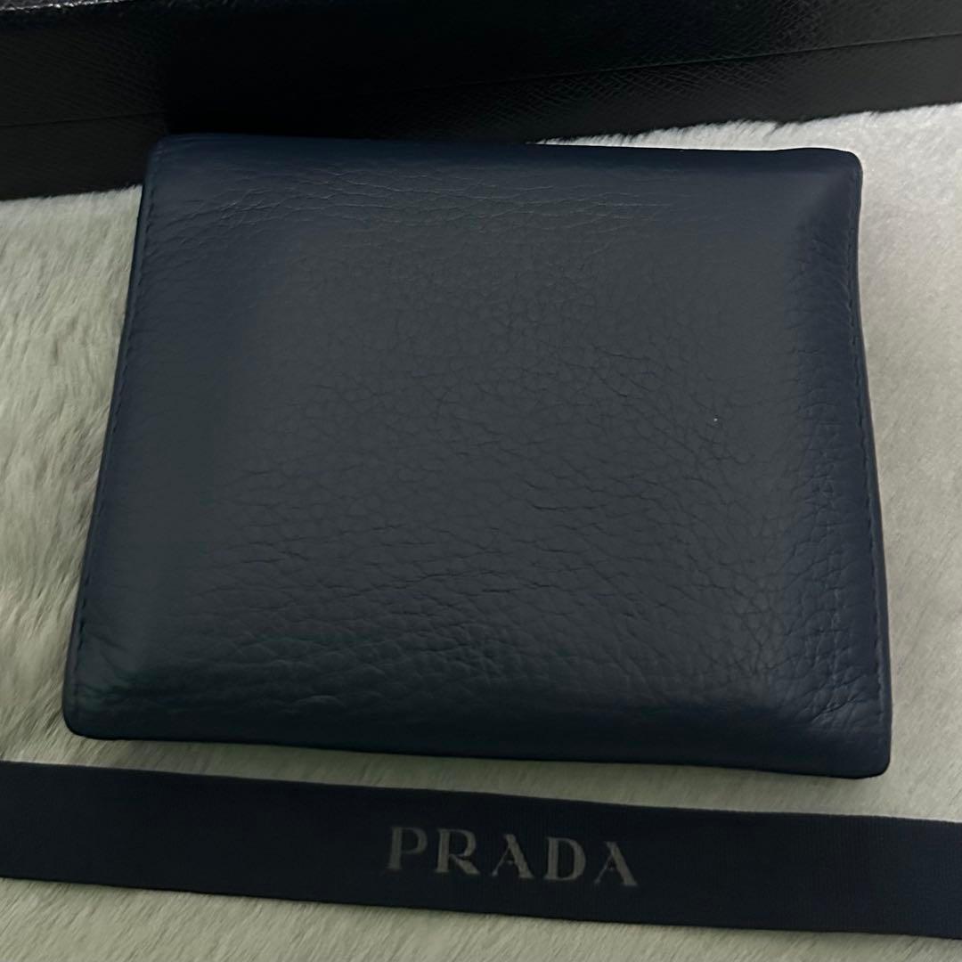 PRADA プラダ　折り財布　ゴールドロゴ　ブルー　シボ革