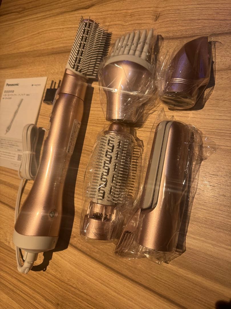 未使用　EH-KN9F パナソニック　くるくるカールドライヤー　ナノケア