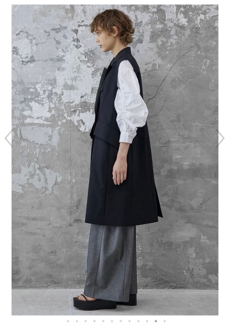 新作) 元値82,500円EZUMi エズミ　ジレ　ロングベスト　ネイビー