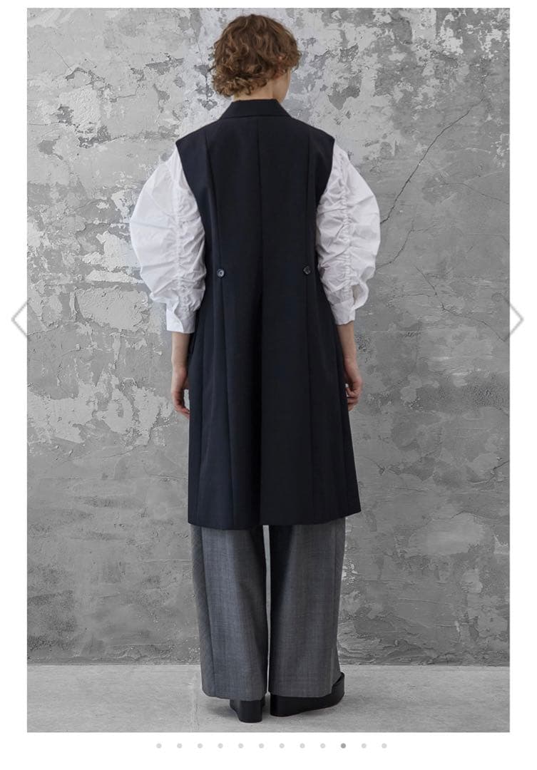 新作) 元値82,500円EZUMi エズミ　ジレ　ロングベスト　ネイビー