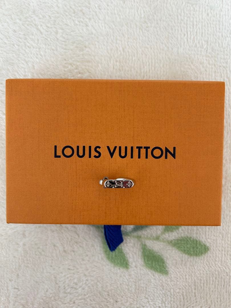 LOUIS VUITTON 片耳用ピアス　mk222km専用