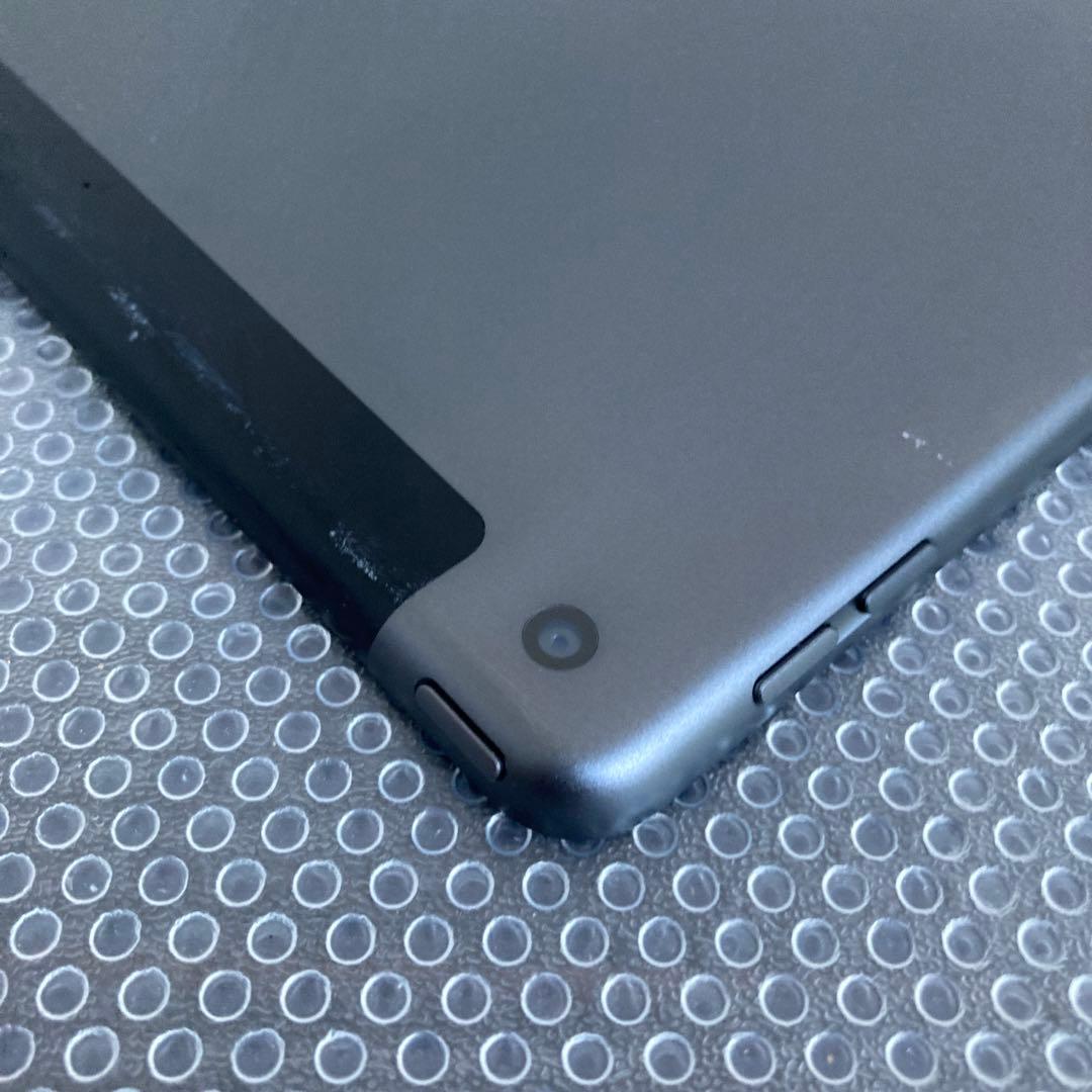 3752【早い者勝ち】電池ほぼ新品☆iPad8第8世代32GB SIMフリー☆