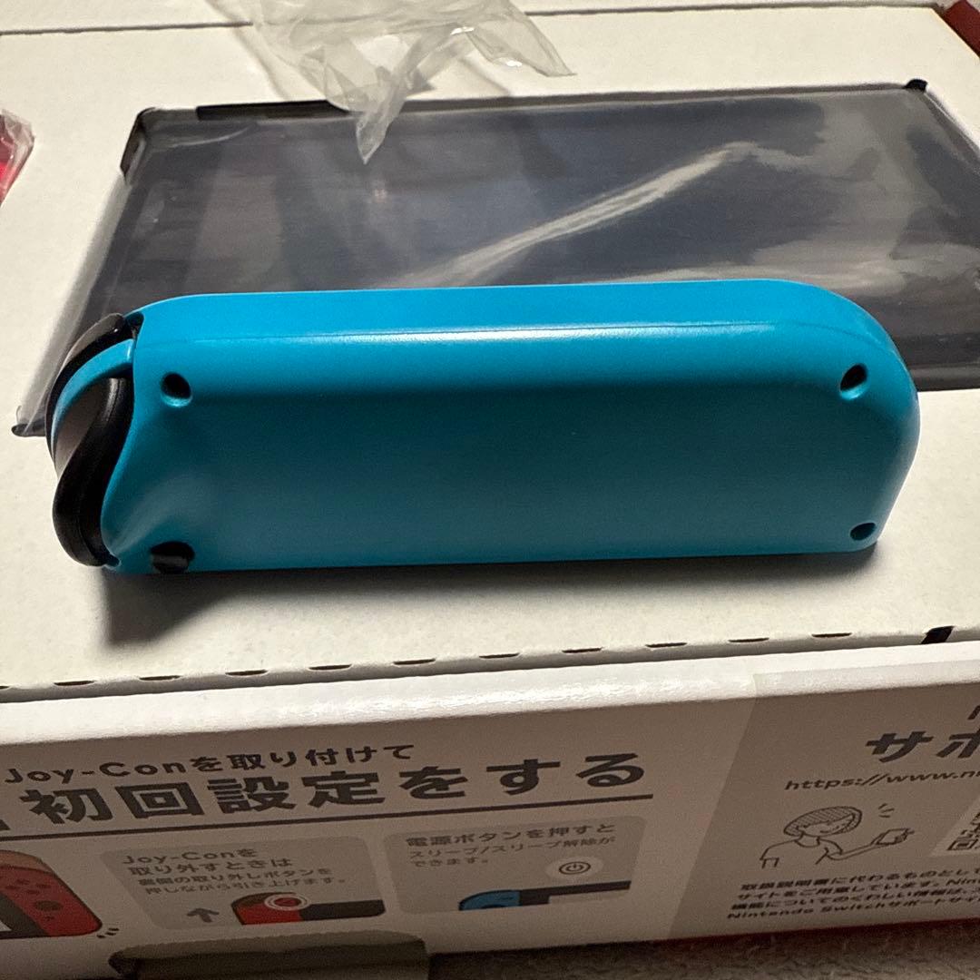 ス*テ様 Nintendo Switch 本体 青と赤のJoy-Con