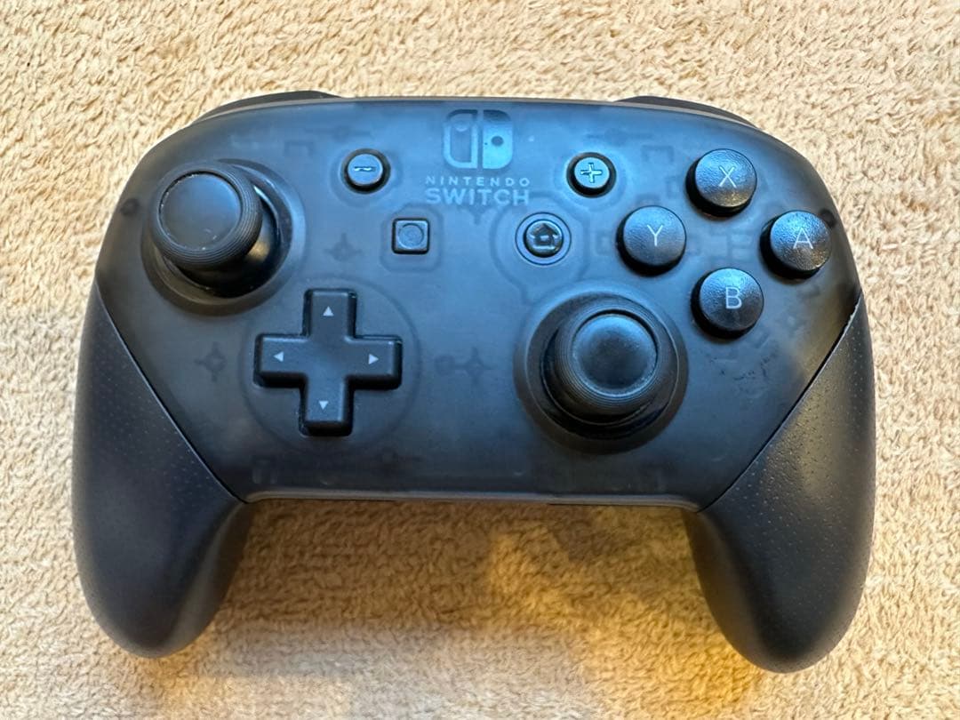 Nintendo Switch 本体、純正Proコン、収納ケースセット