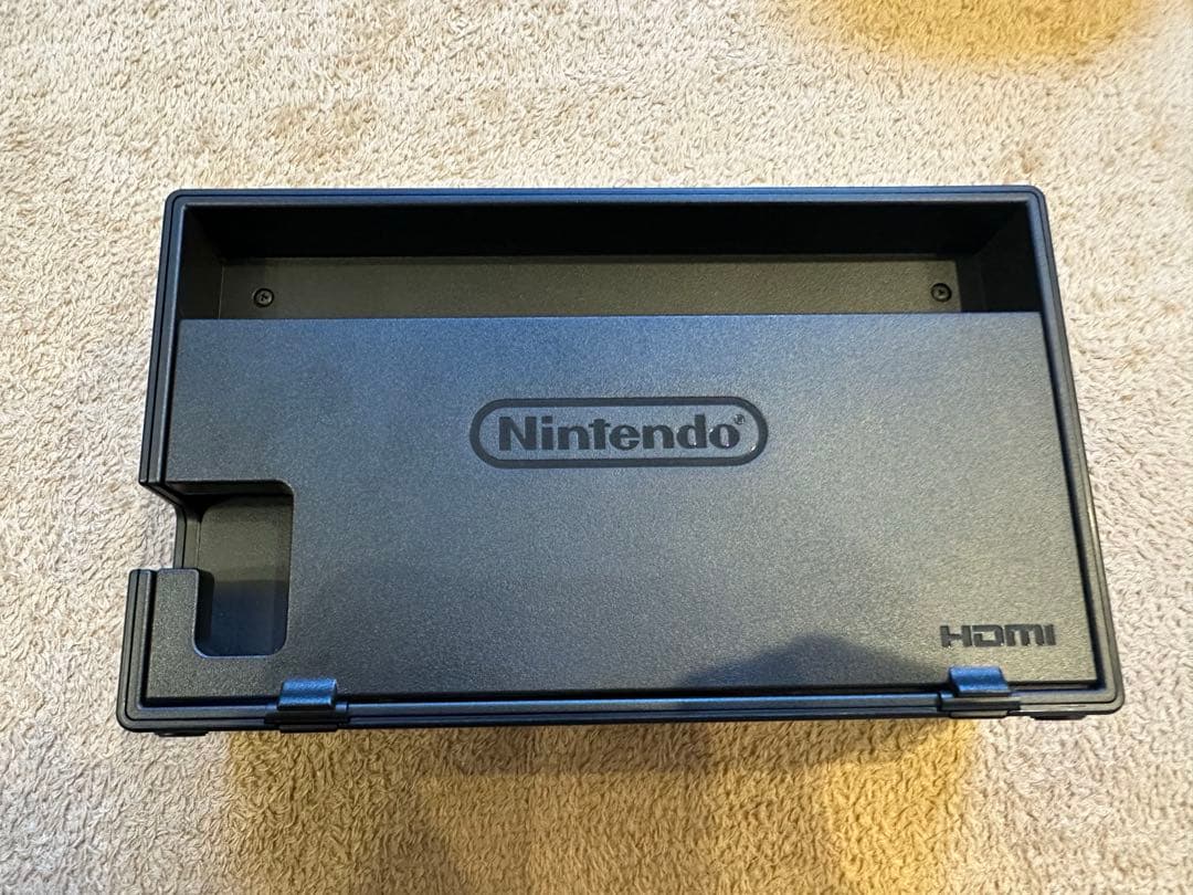 Nintendo Switch 本体、純正Proコン、収納ケースセット