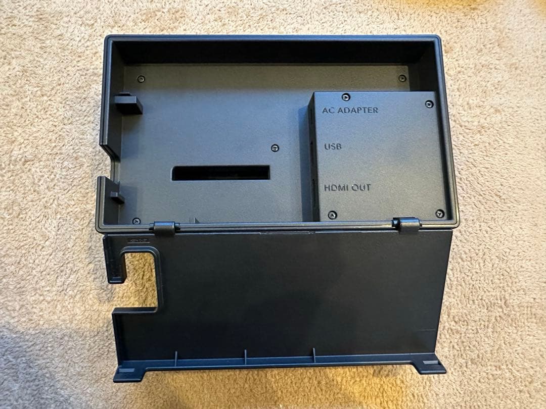 Nintendo Switch 本体、純正Proコン、収納ケースセット