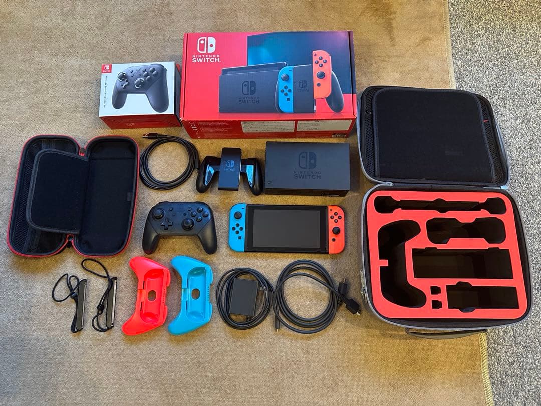 Nintendo Switch 本体、純正Proコン、収納ケースセット