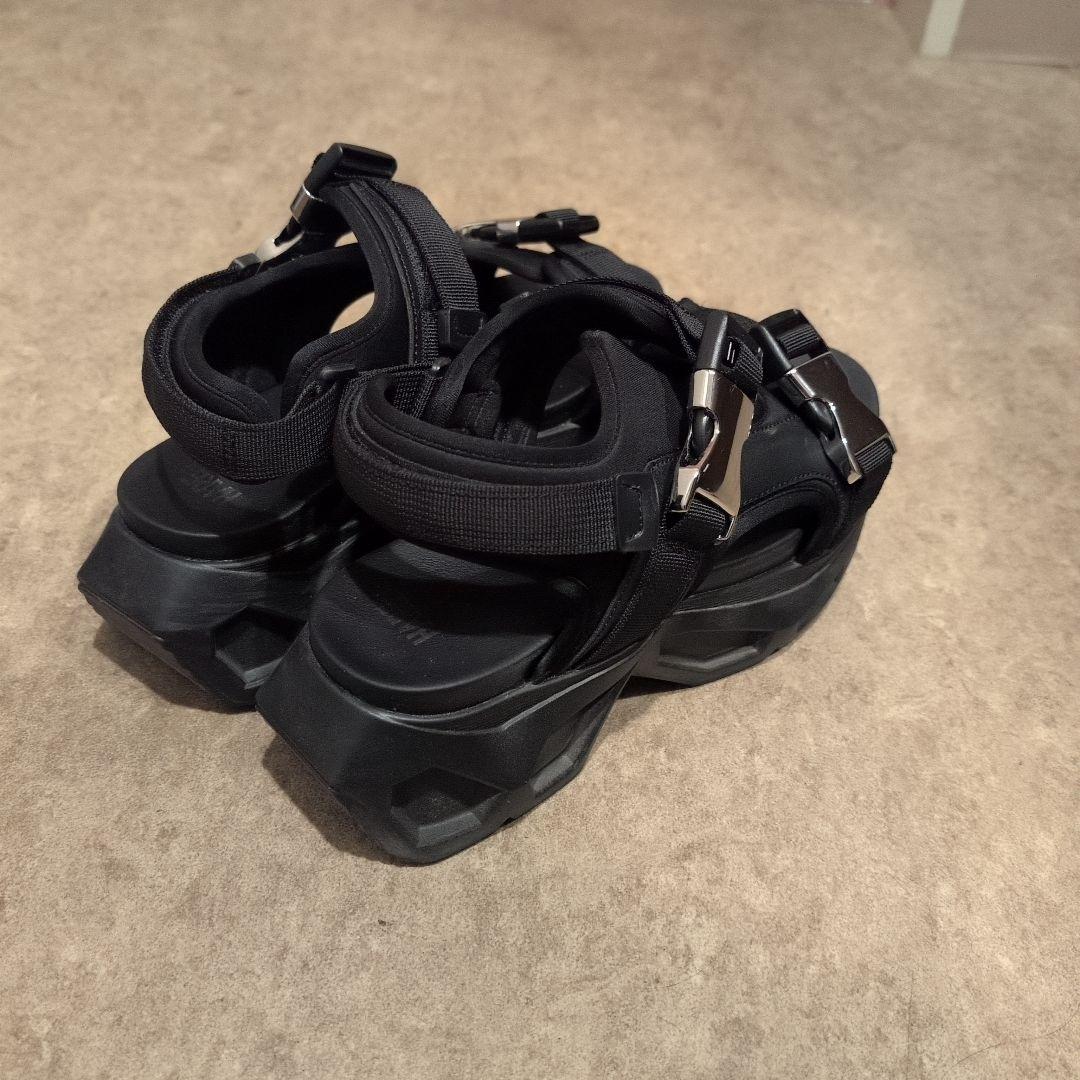 ビルディングソールサンダル ブラック