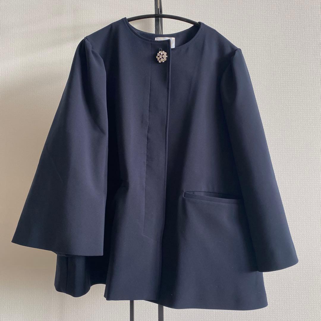 OHGA ノーカラービジュージャケット