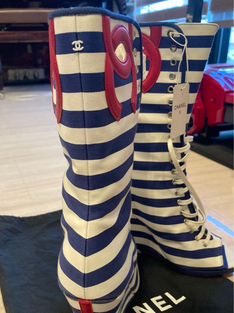 Chanel ショートブーツ