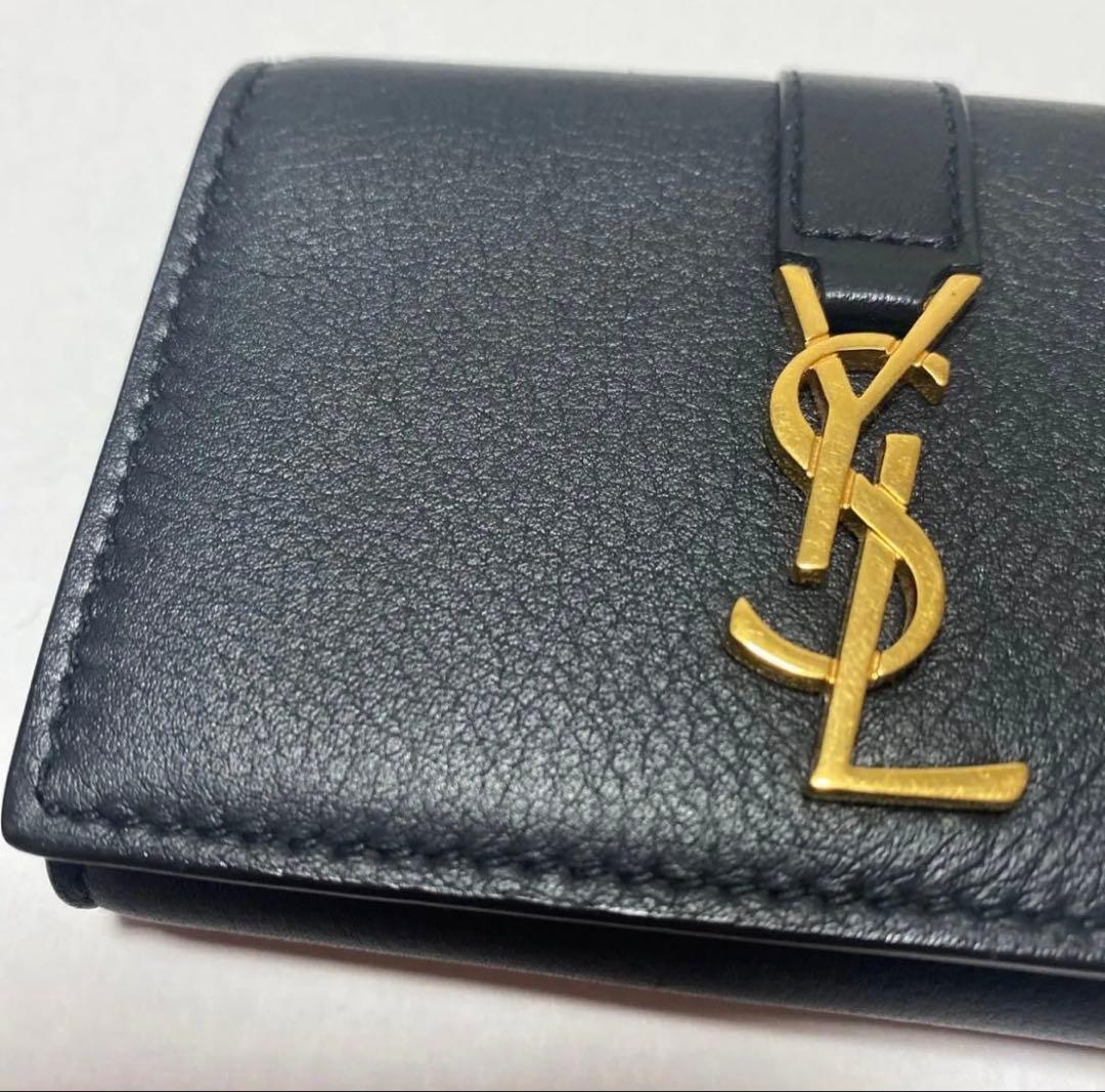 正規品　ほぼ新品　イヴ・サンローラン　キーケース