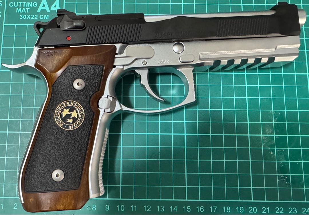 東京マルイ バイオハザード サムライエッジ アルバート.W.モデル 01